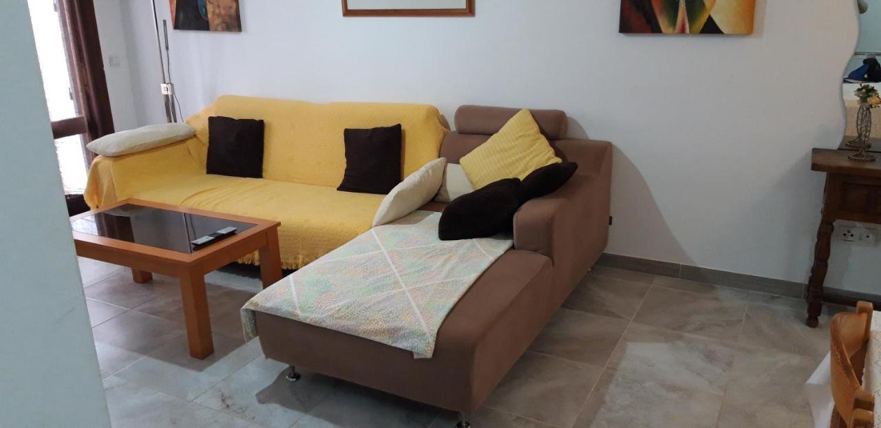 Victoria Apartment Estepona Exterior photo